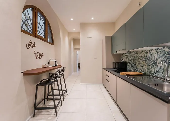 아파트 5 Min Duomo 10 Min David